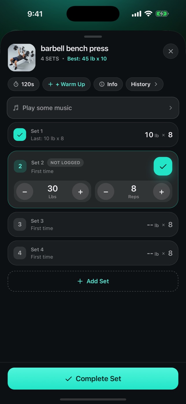 Logging a set in Gymbora with target weight and reps
